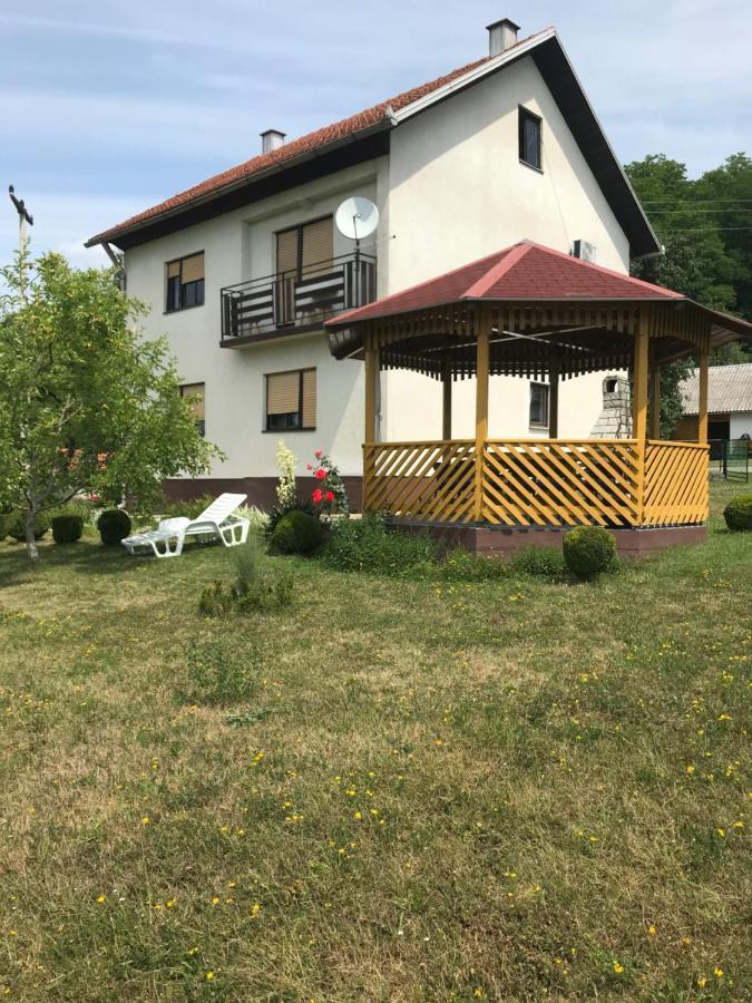 Apartman Karlo Otočac Buitenkant foto
