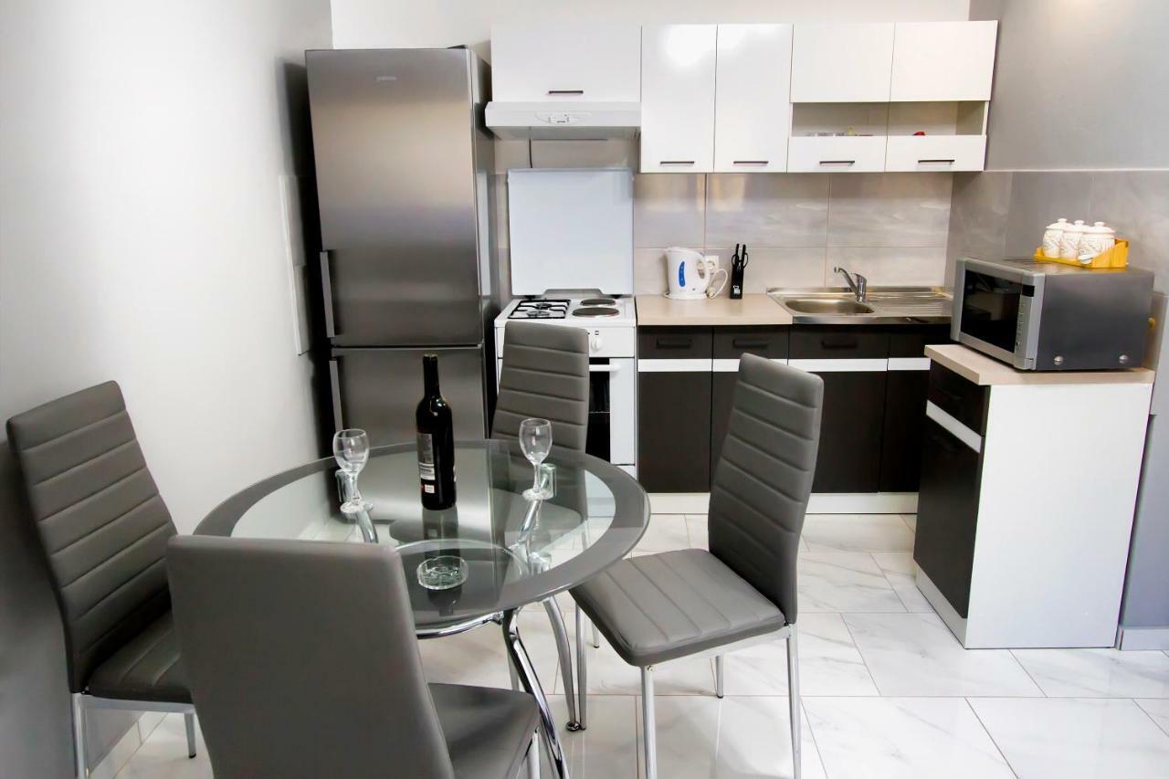Apartman Karlo Otočac Buitenkant foto