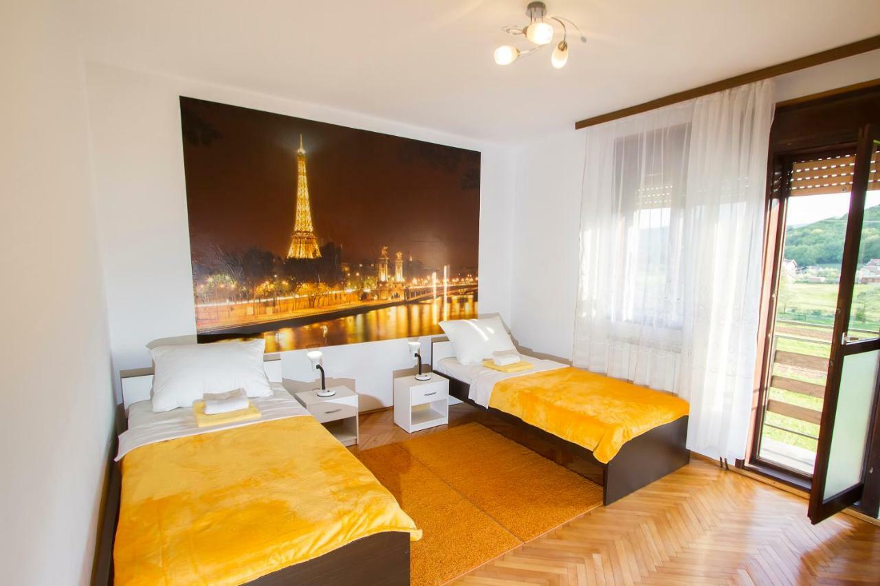 Apartman Karlo Otočac Buitenkant foto