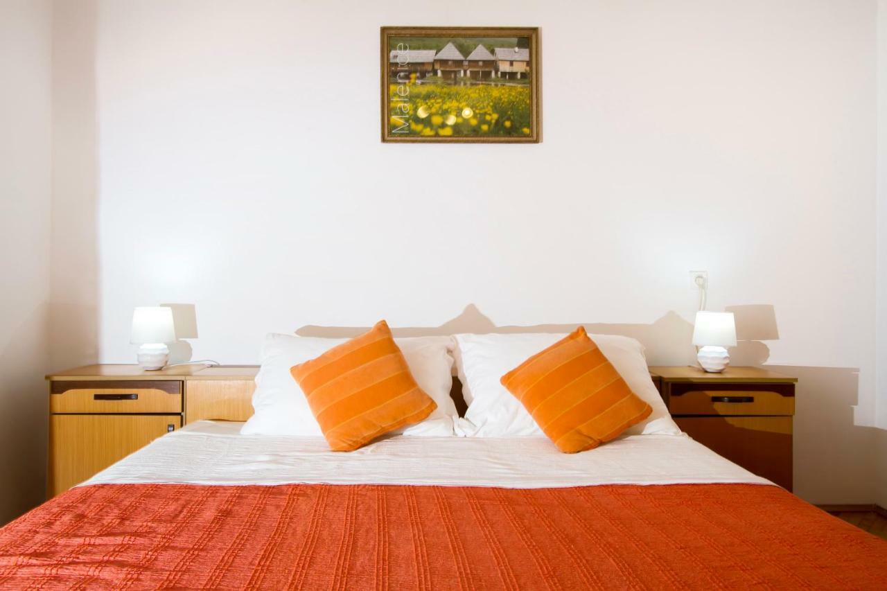 Apartman Karlo Otočac Buitenkant foto